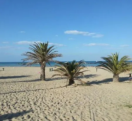 Blue Seaside Daire