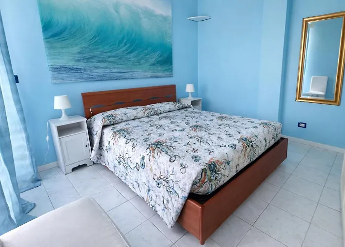 公寓 Blue Seaside 圣贝内代托-德尔特龙托