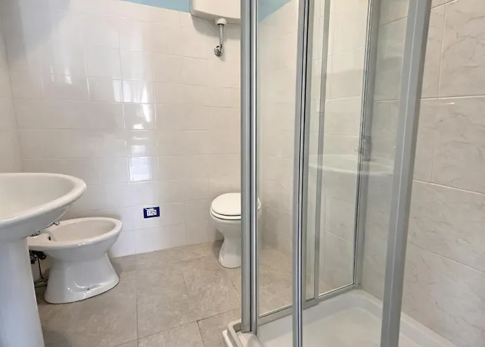 Blue Seaside * 圣贝内代托-德尔特龙托